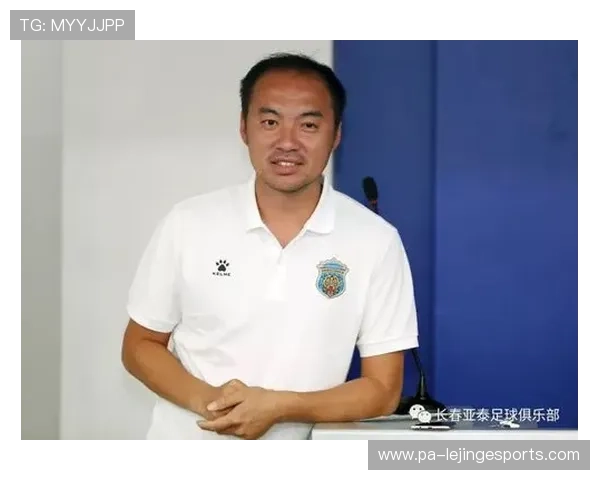 台州足球球星崛起之路:从青训到职业赛场的奋斗与荣耀 台州足球球星崛起之路:从青训到职业赛场的奋斗与荣耀
