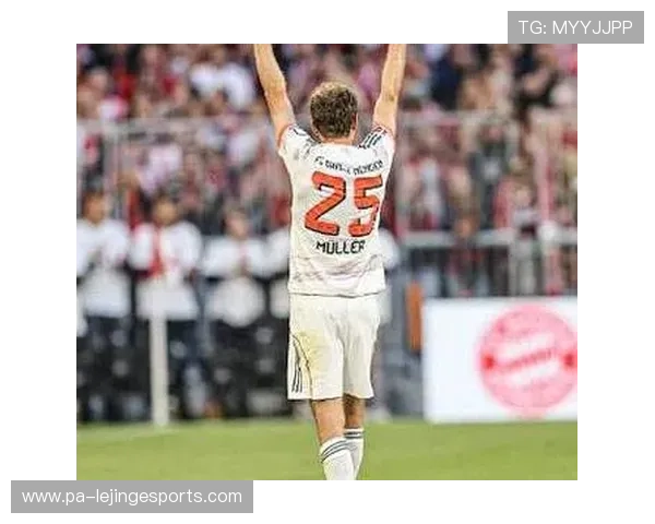 足球明星头像大揭秘 球场英雄背后的故事与传奇瞬间