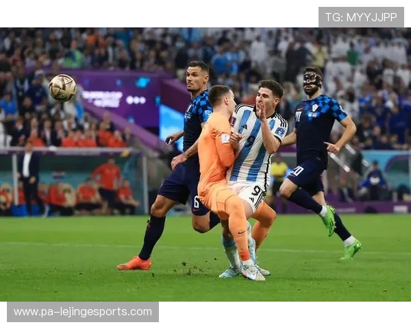 足球球星点球命中率分析 影响因素与顶级球员表现比较 足球球星点球命中率分析 影响因素与顶级球员表现比较